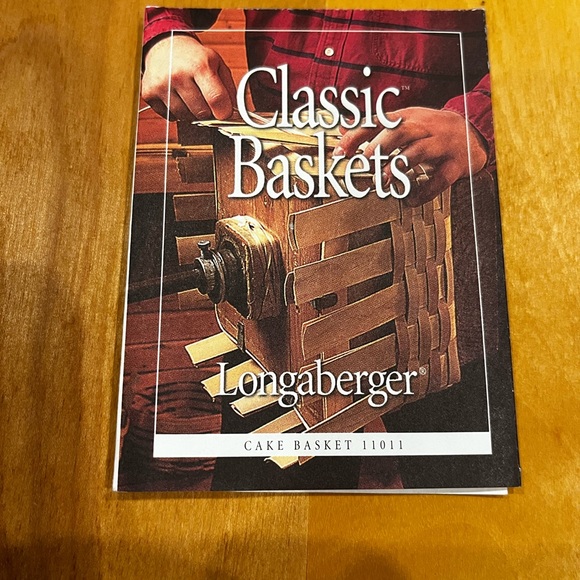 NWT Longenberger Cake Basket - Vintage from 2001. - Picture 4 of 10